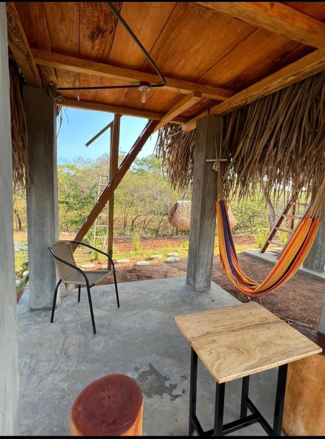 ホテル Sasy Tipis サンタ・カタリナ エクステリア 写真